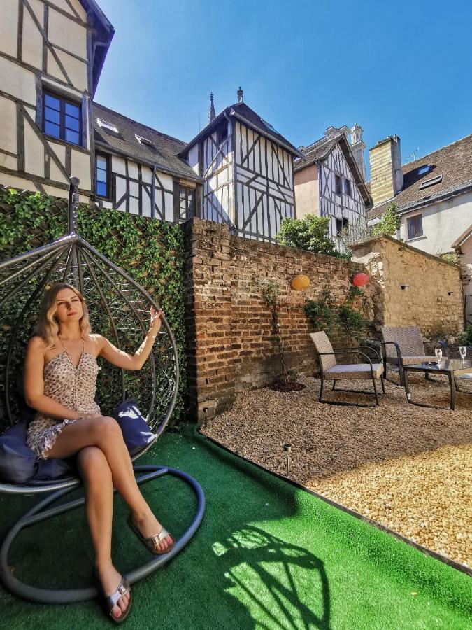 Апартаменти Le Papillon De La Cathedrale - Calme - Jardin - Wifi Труа Екстер'єр фото